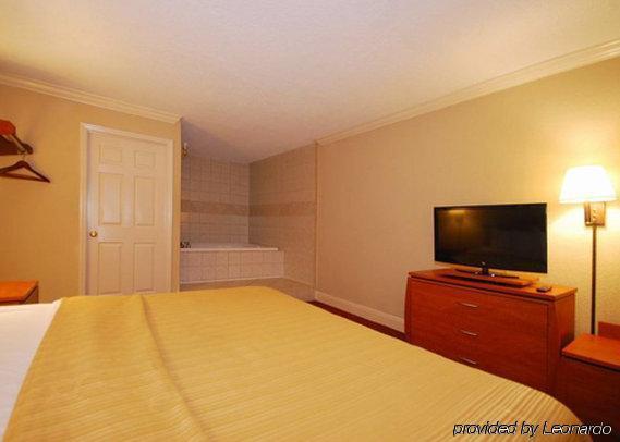 Greenville Inn & Suites Rom bilde